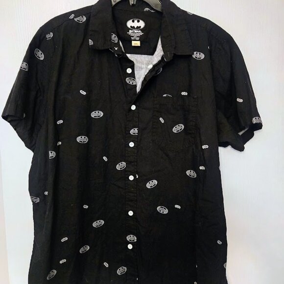 Men's black S/S Batman shirt‎ 2XL - Picture 1 of 4